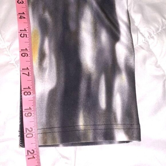 Nike Dri-Fit Legend Pant Cropped Workout Leggings Medium - Picture 6 of 8